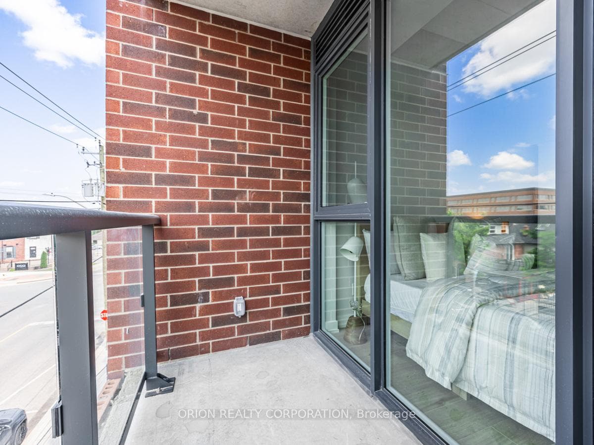 201 Brock Street Unit 212 photo 24