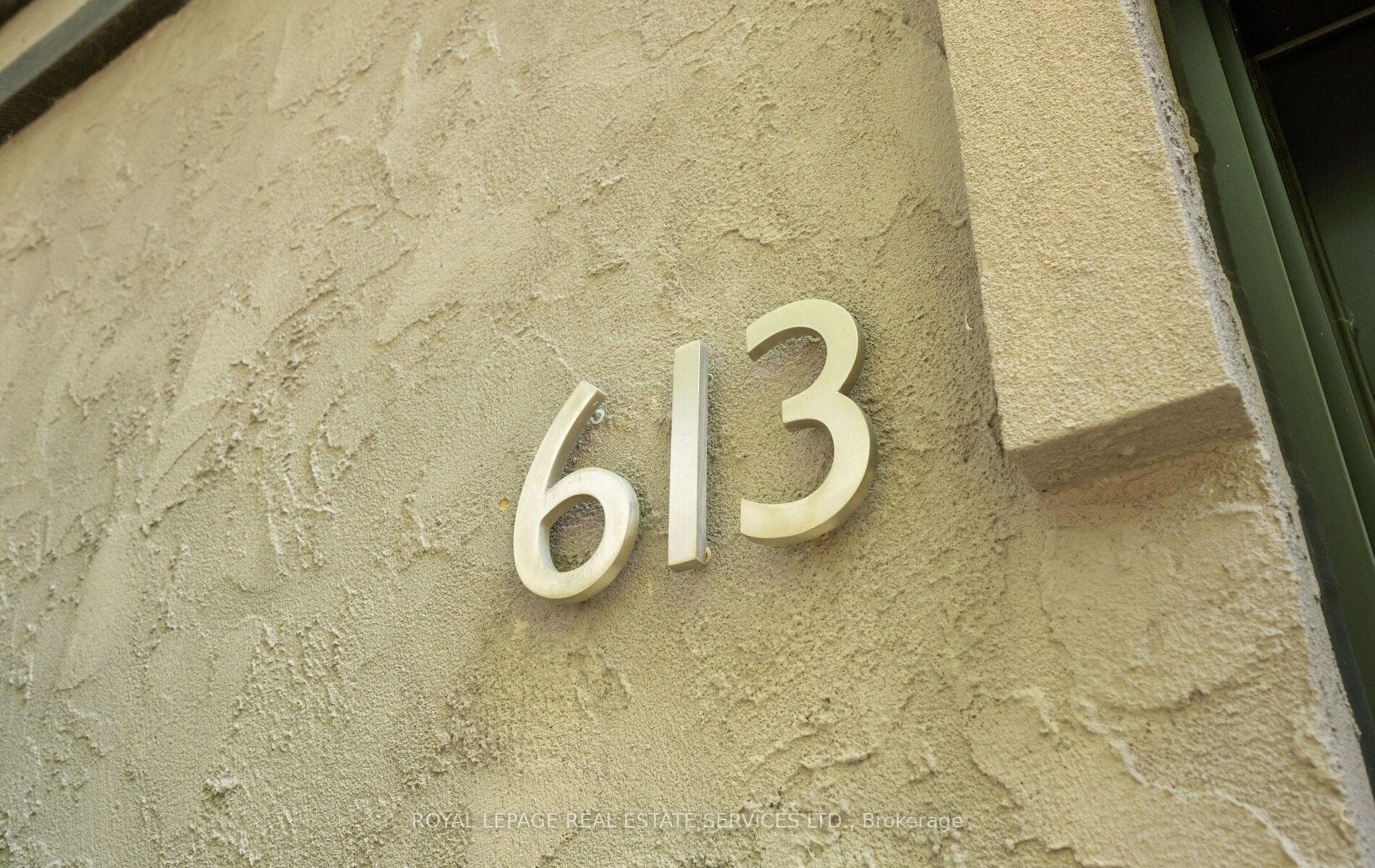 613 Beresford Avenue photo 5