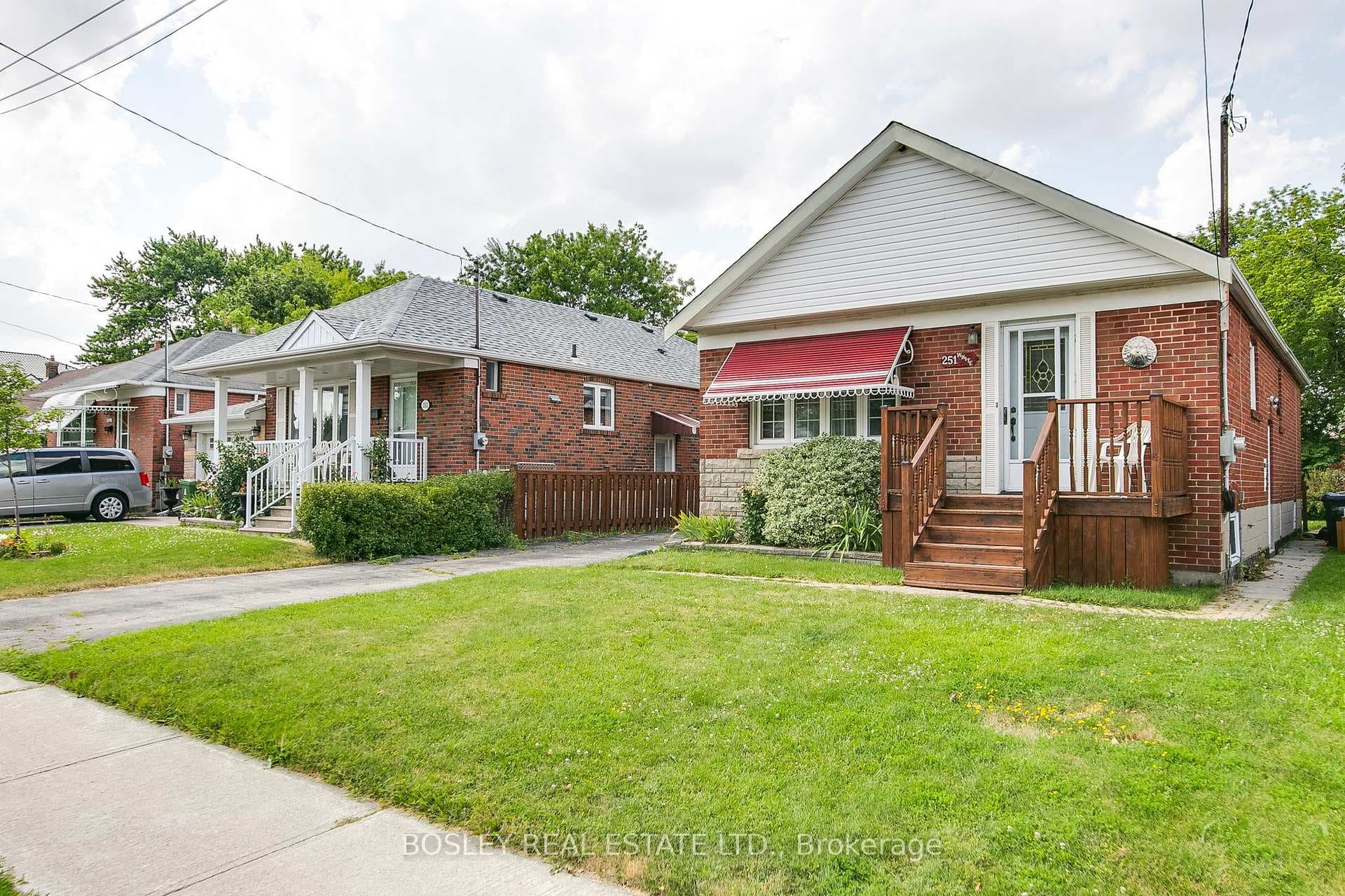 251 Ellington Drive photo 3