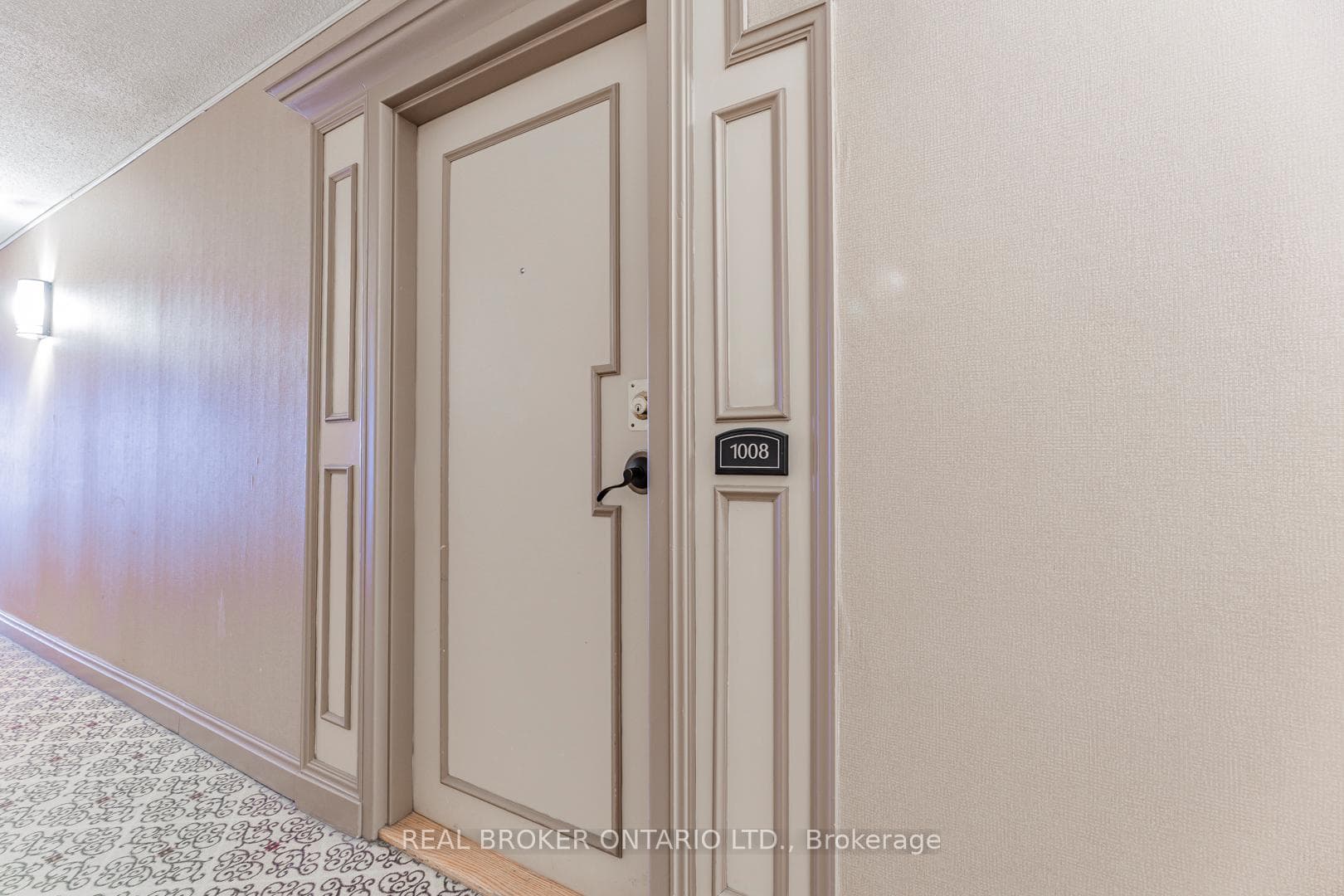 120 St Patrick Street Unit 1008 photo 3