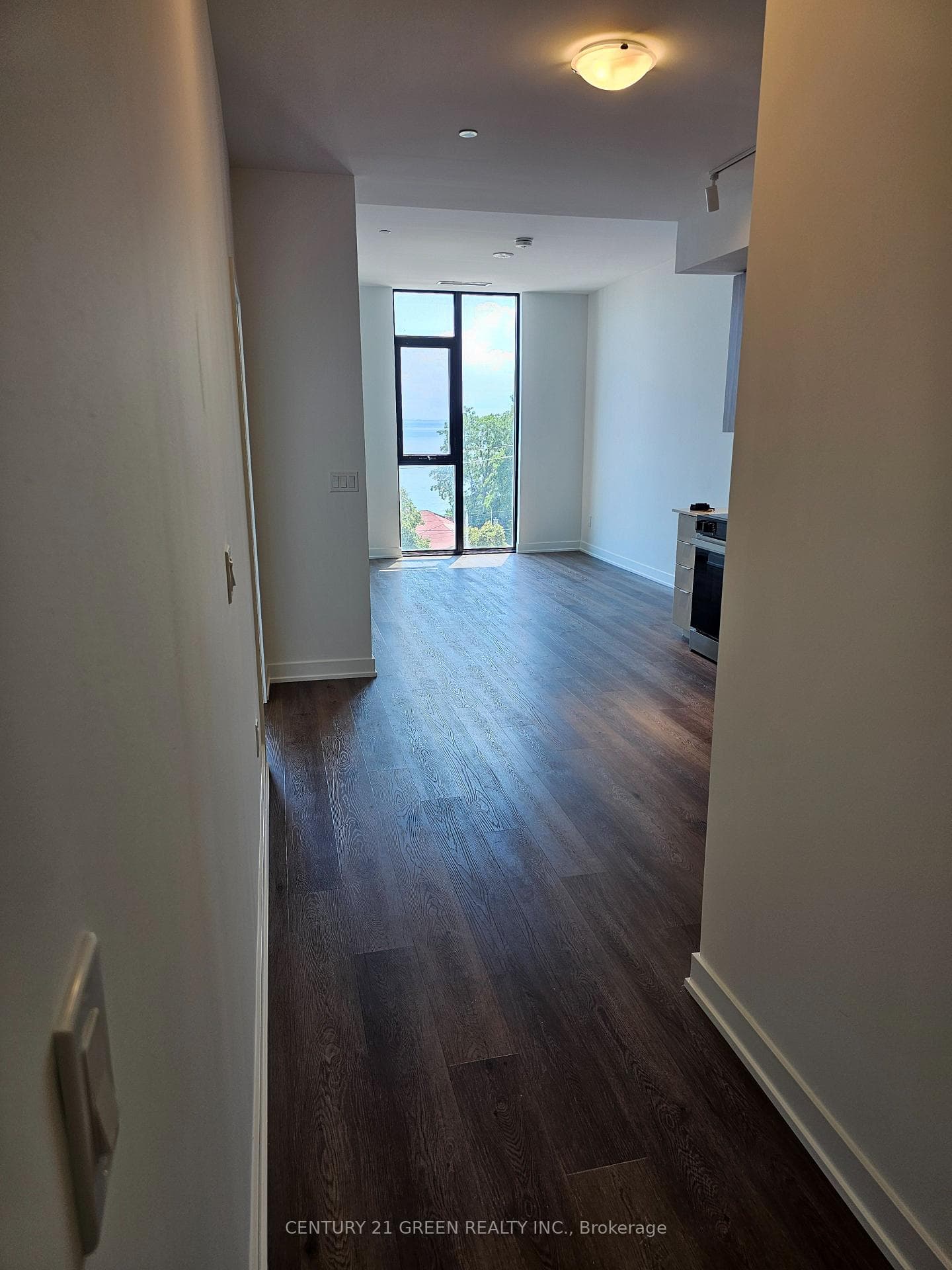 2075 Lakeshore Road Unit 412 photo 10