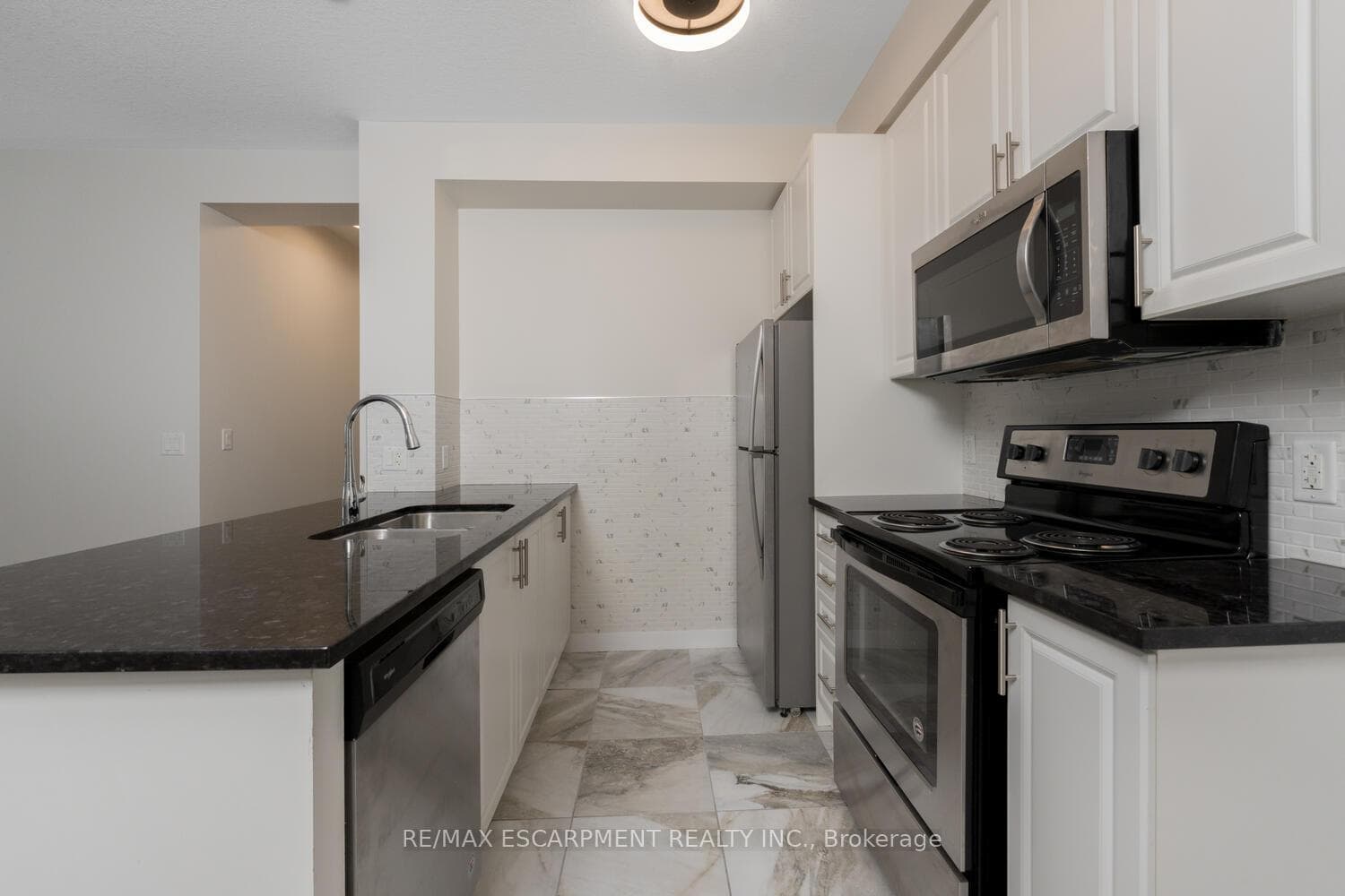 2490 Old Bronte Road Unit 308 photo 9
