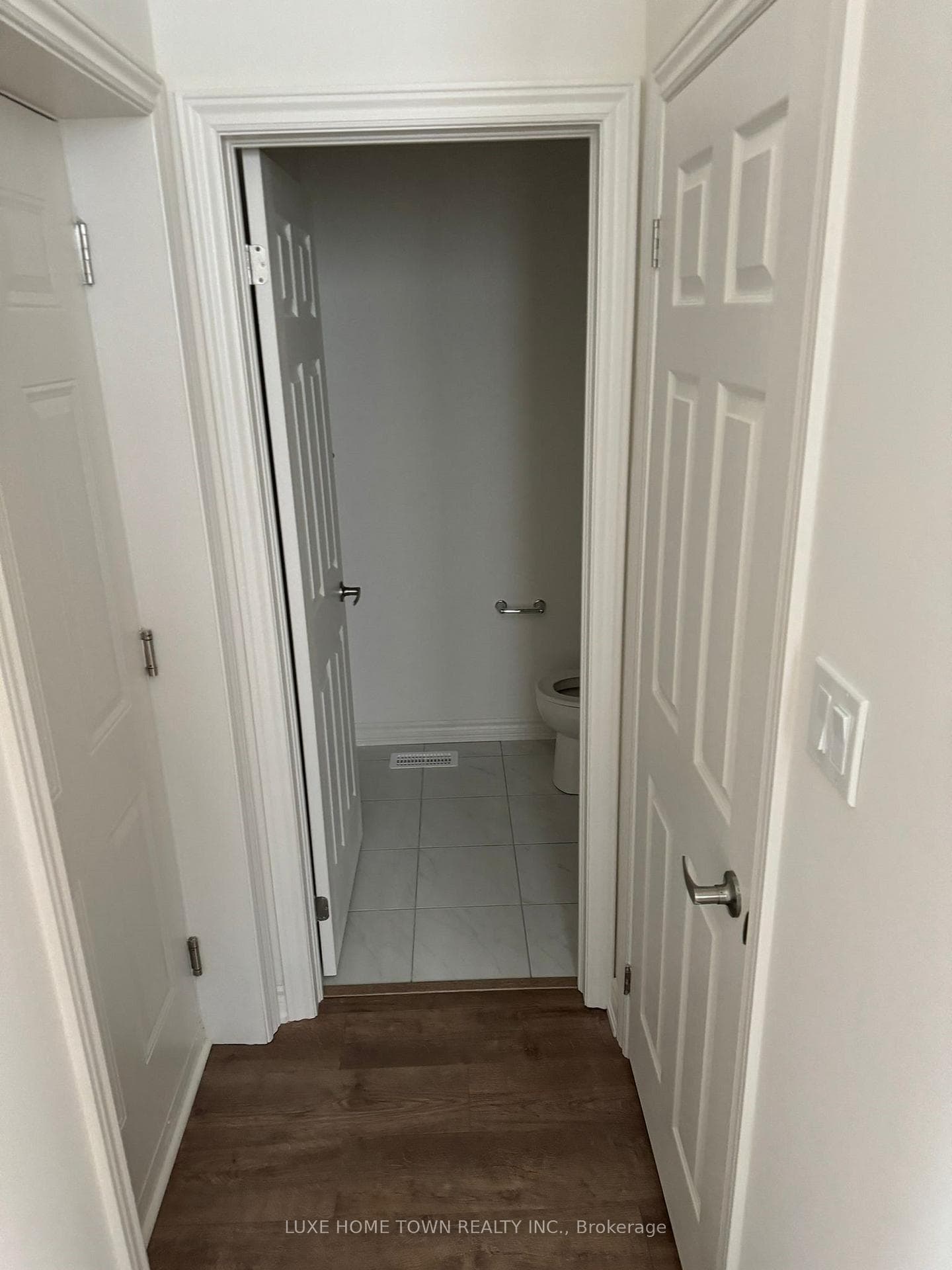 76 Prest Way photo 10