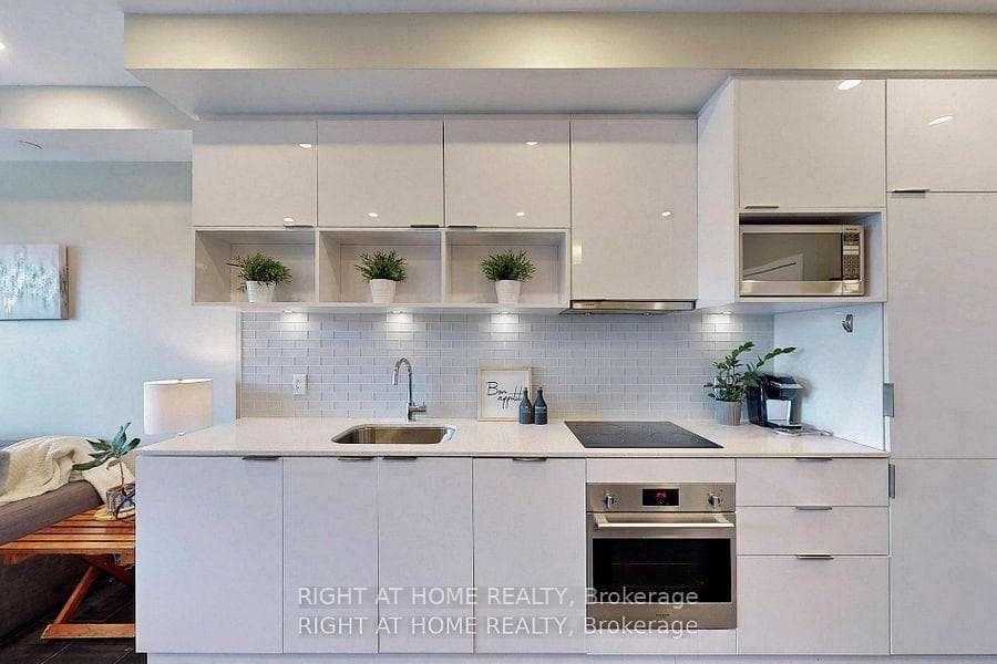 52 Forest Manor Road Unit 225 photo 21