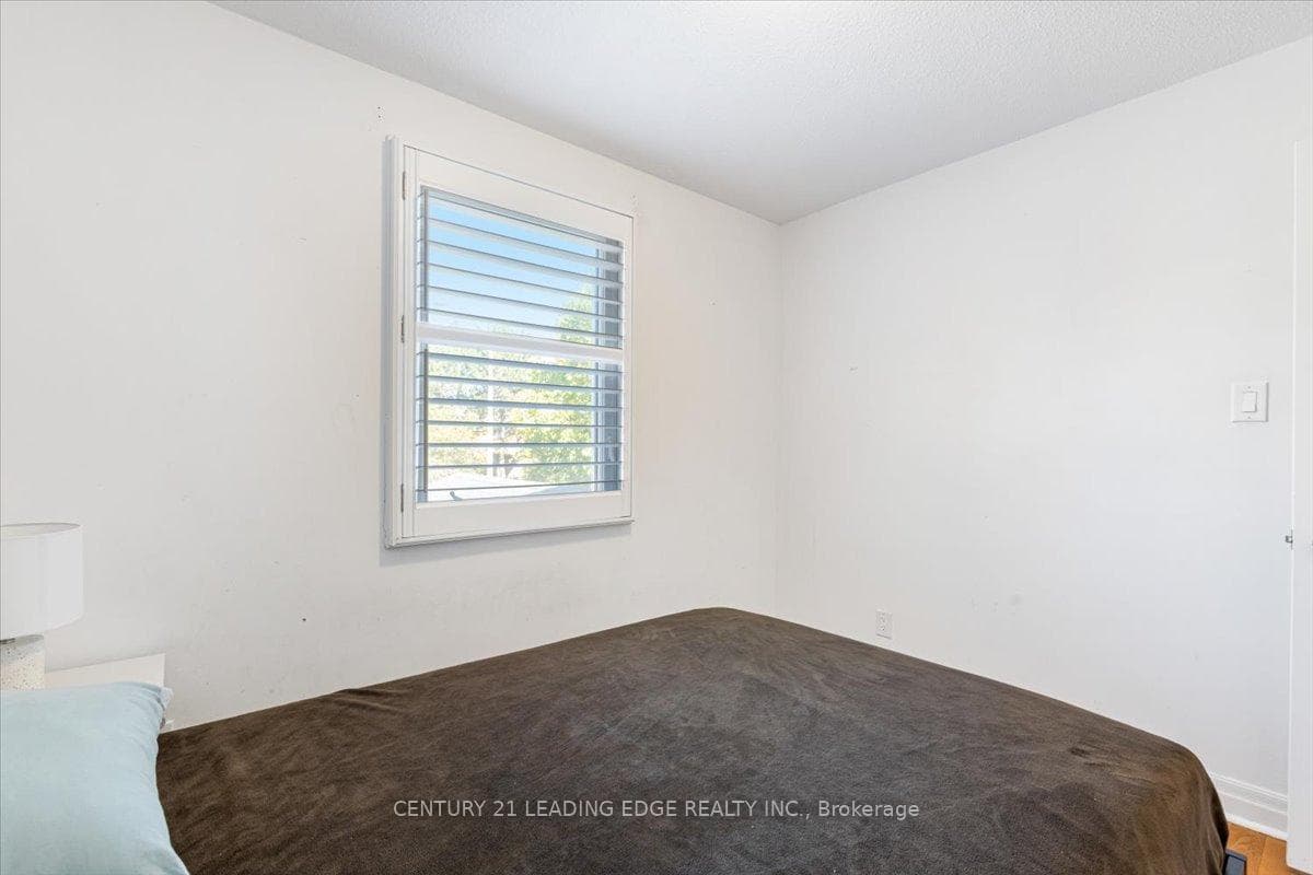 69 PARKINSON Road photo 17
