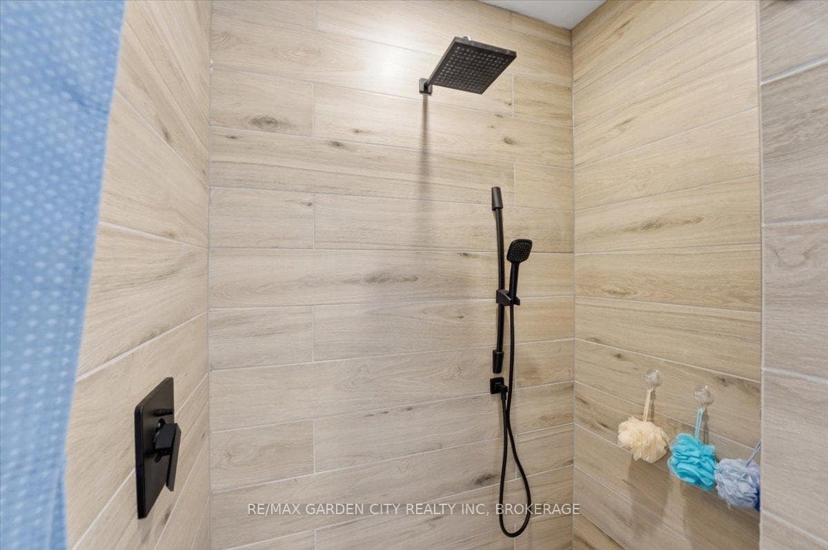 782 North Shore Drive photo 24