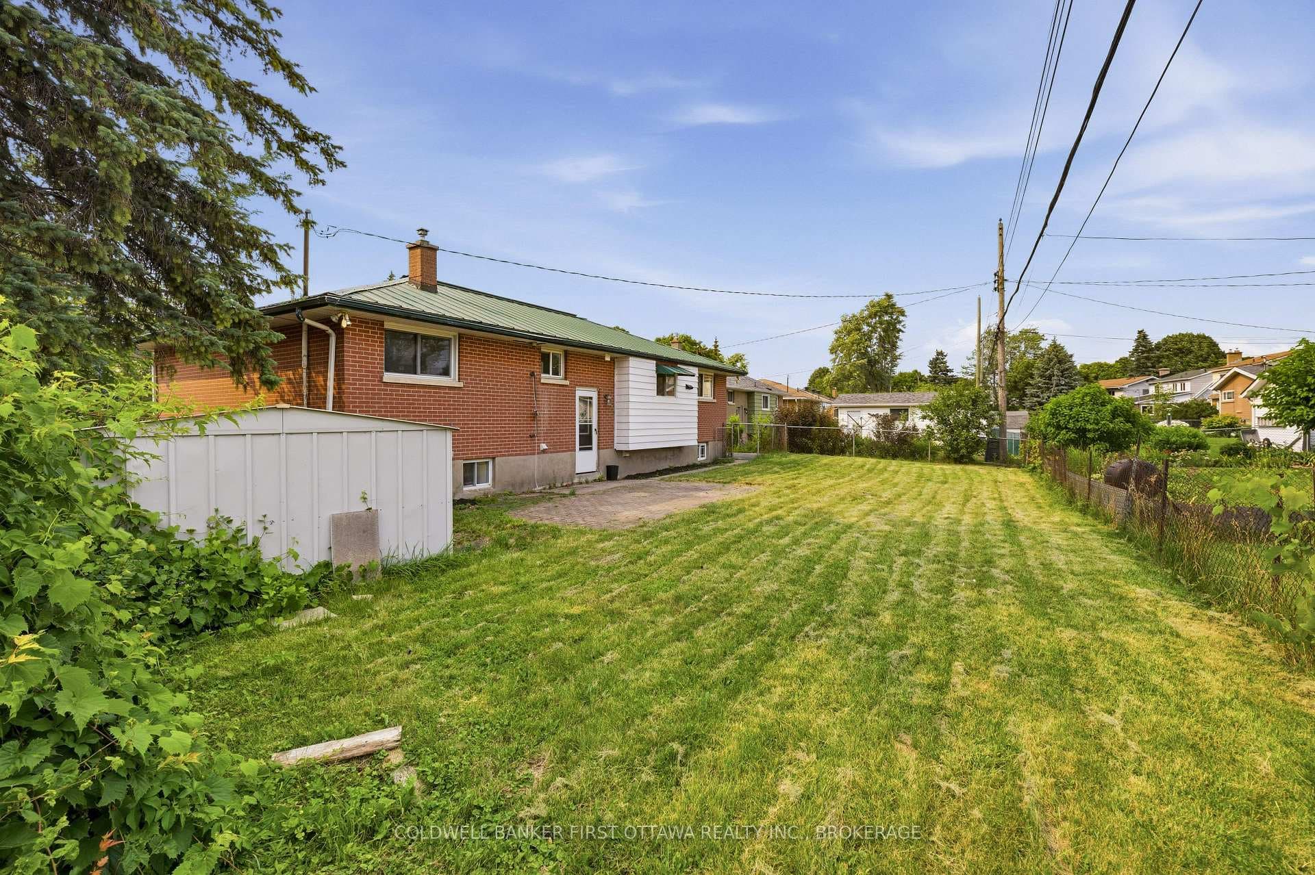 110 Liddell Crescent photo 33