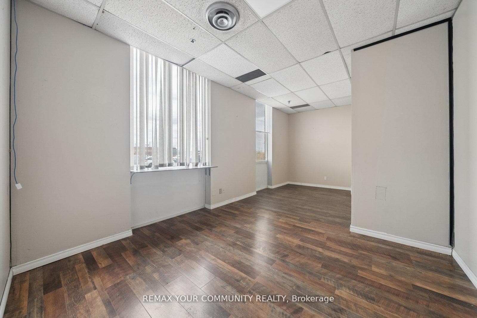 105 Consumers Drive Unit UNITS A-J photo 10