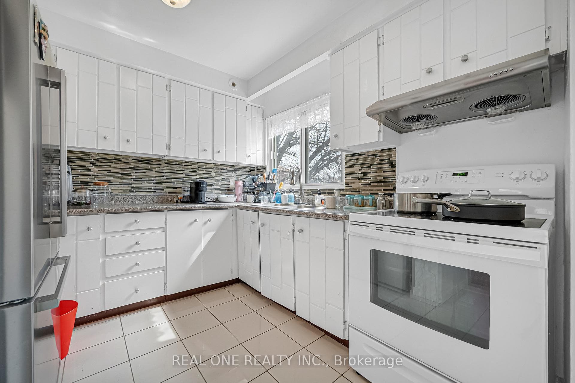 133 Jenny Wren Way photo 17