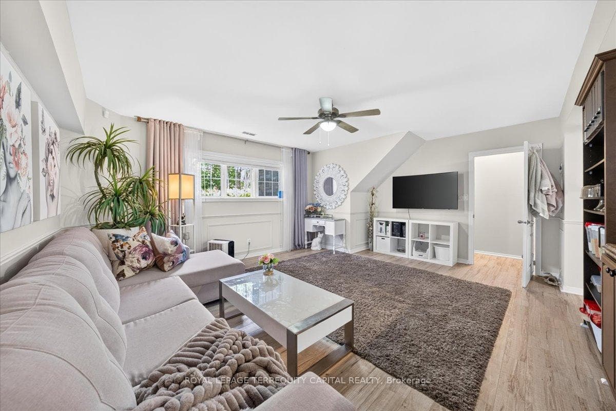1192 St. Vincent Street photo 29