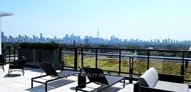185 Alberta Avenue Unit 401 photo 17