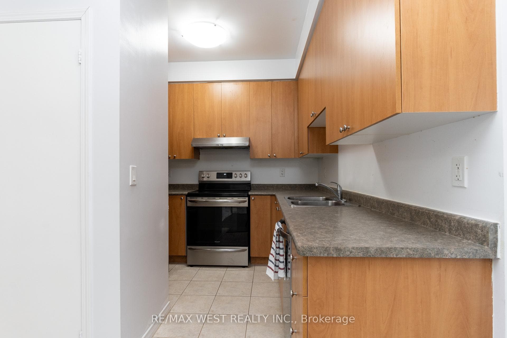 3650 Kingston Road Unit 914 photo 12
