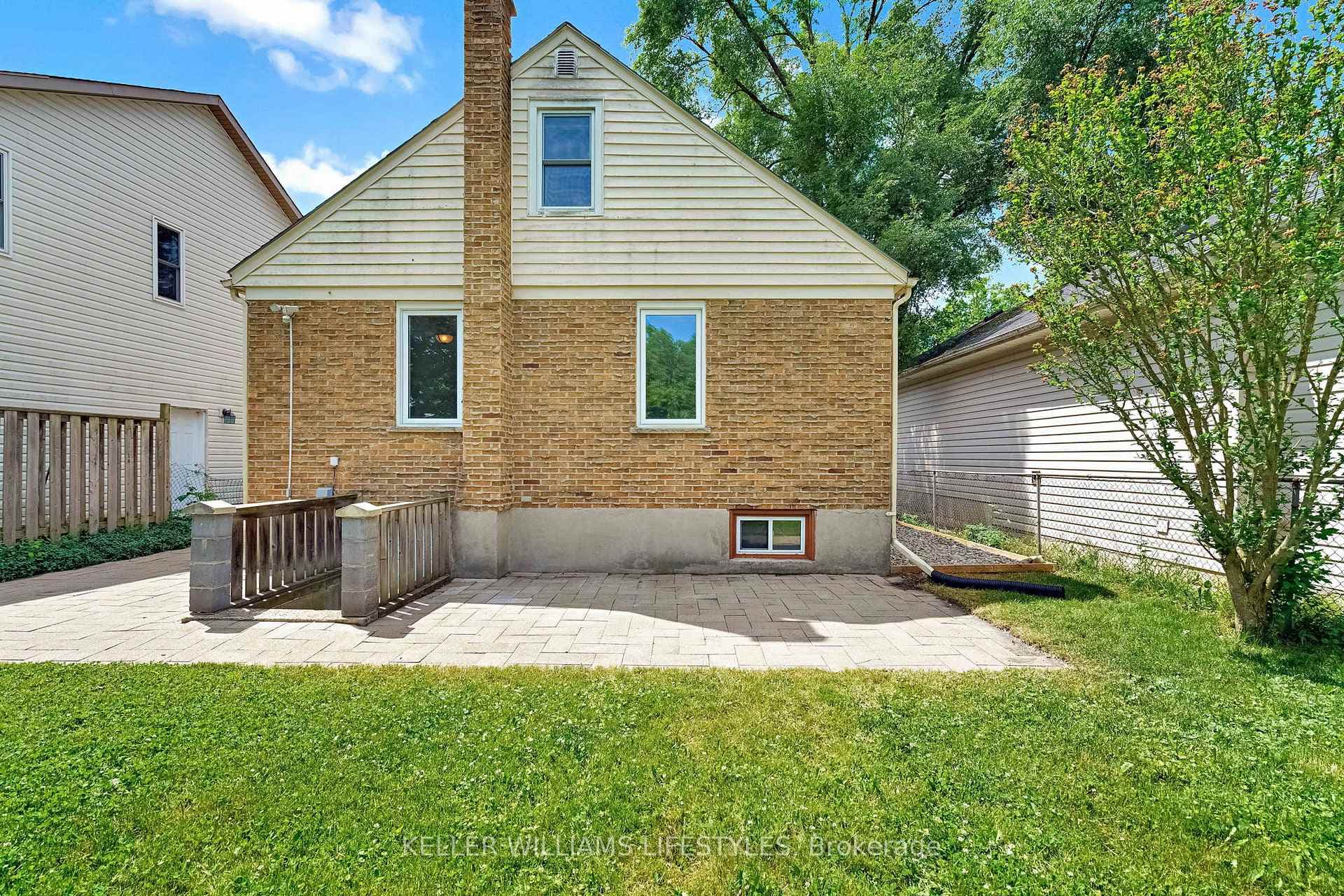 56 Forbes Street photo 45