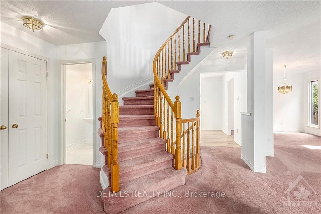 34 STONEMEADOW Drive photo 13