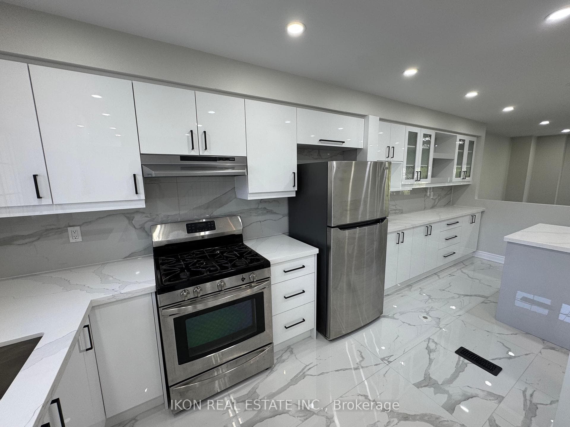 67 Sprucedale Way photo 11