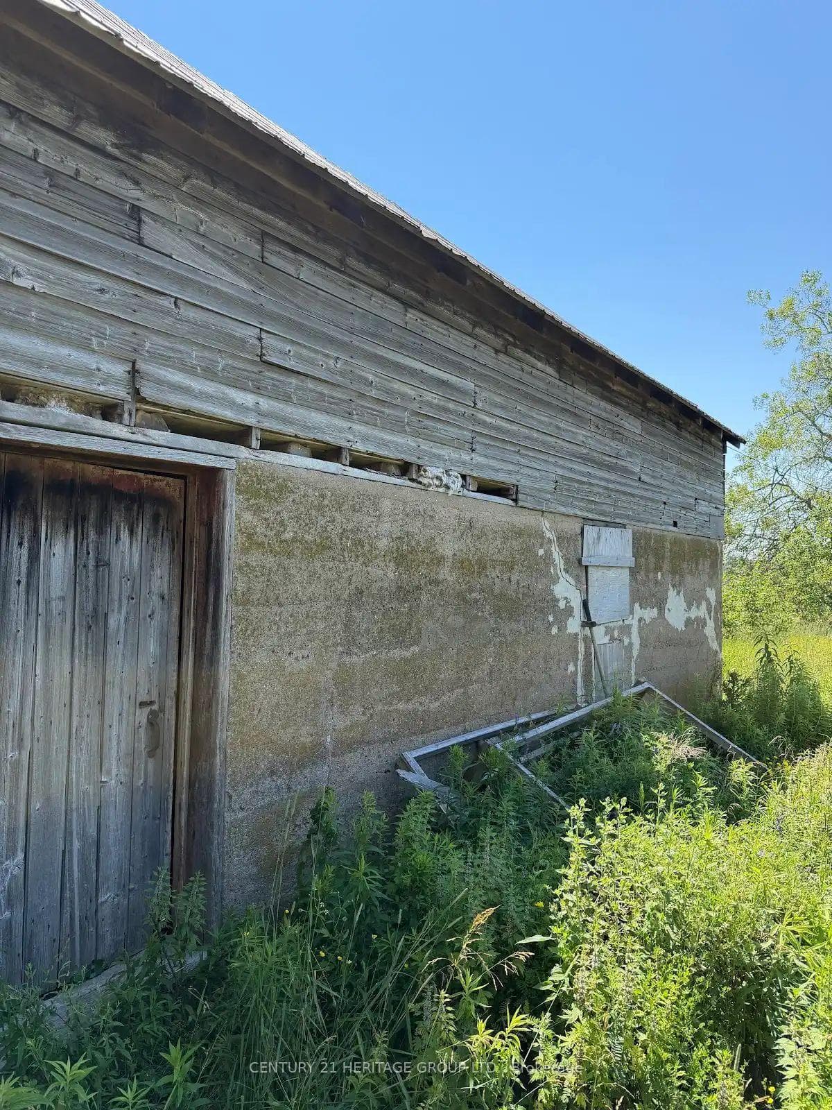 3446 Highway 2 N/A photo 21