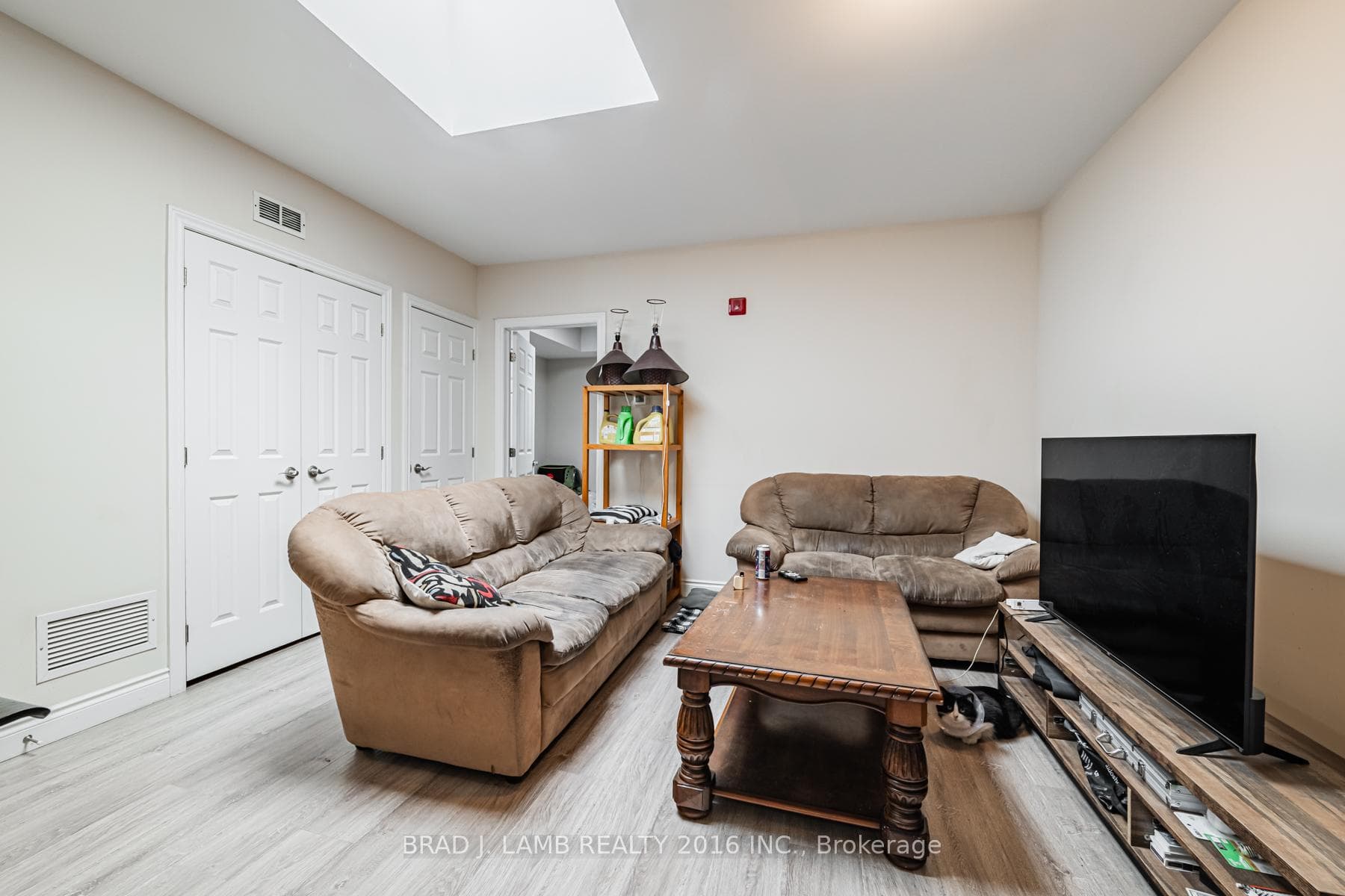 2904A Danforth Avenue Unit 3 photo 2