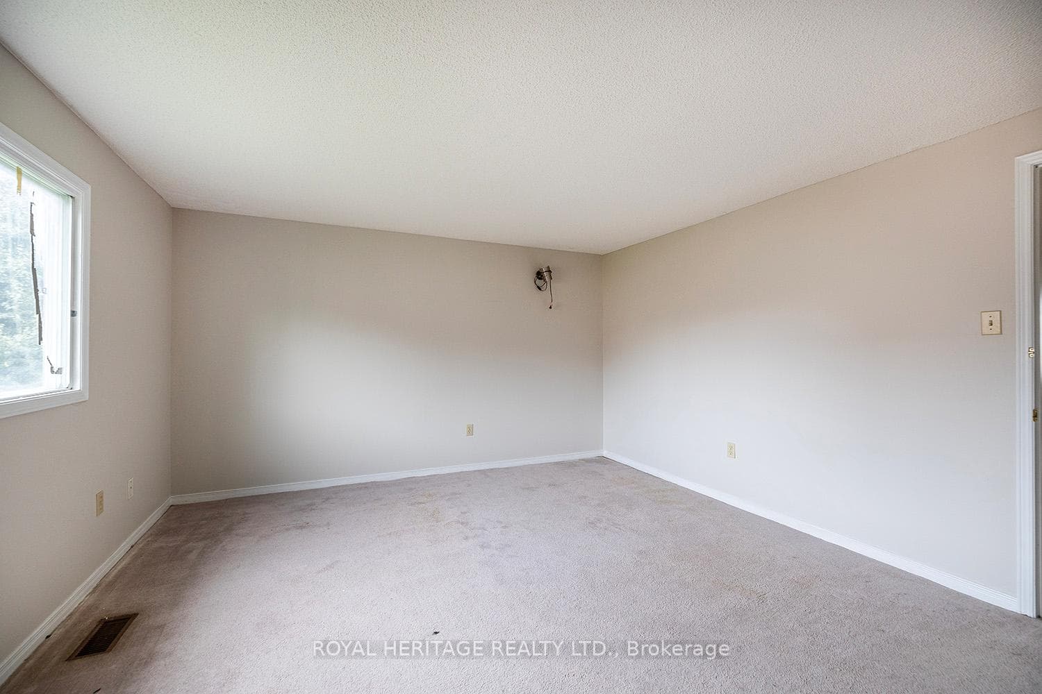 1820 Bainbridge Drive photo 17