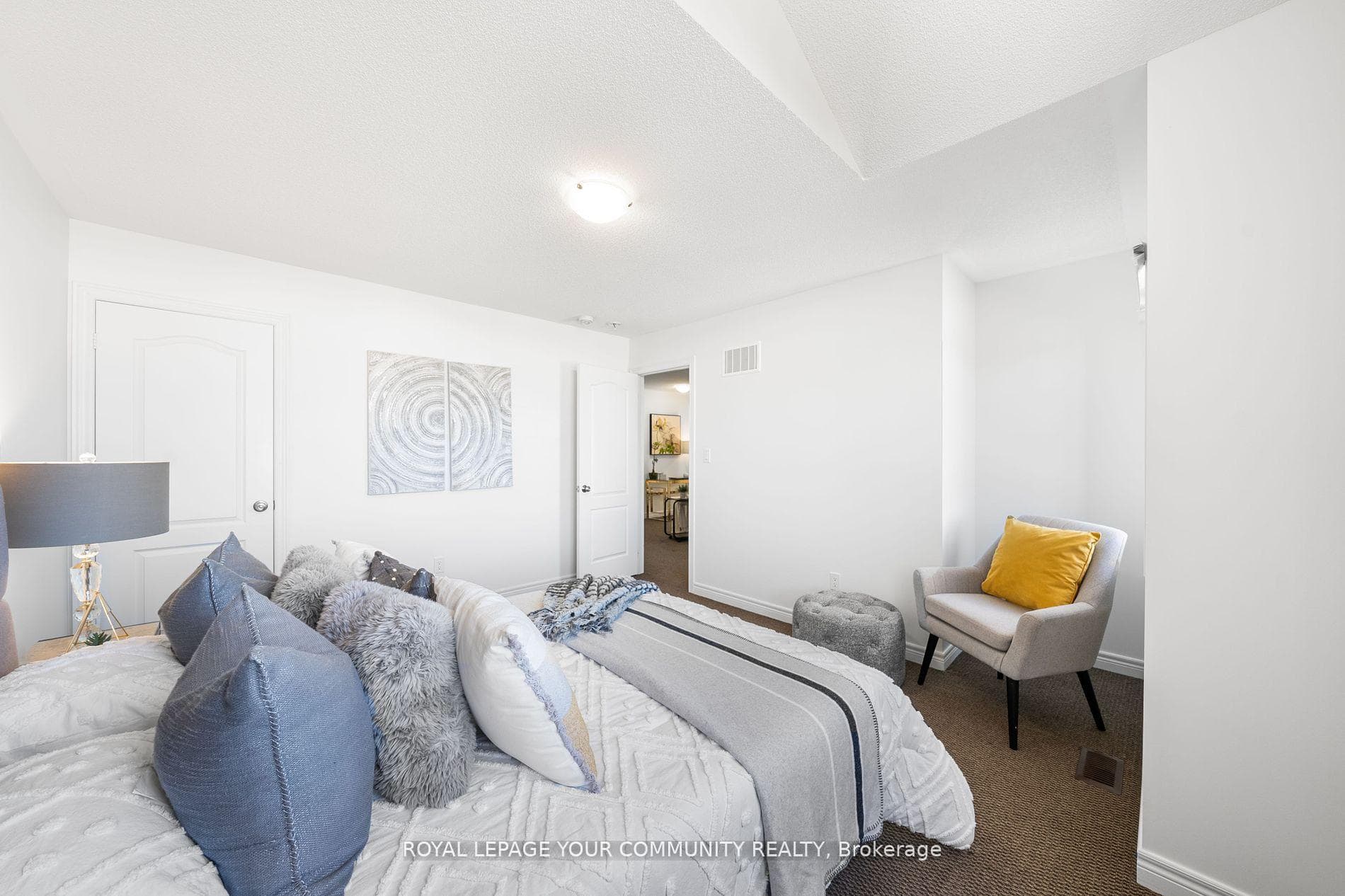 256 Crane Street photo 34