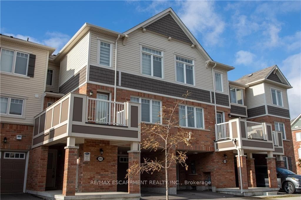 560 Allport Gate photo 1