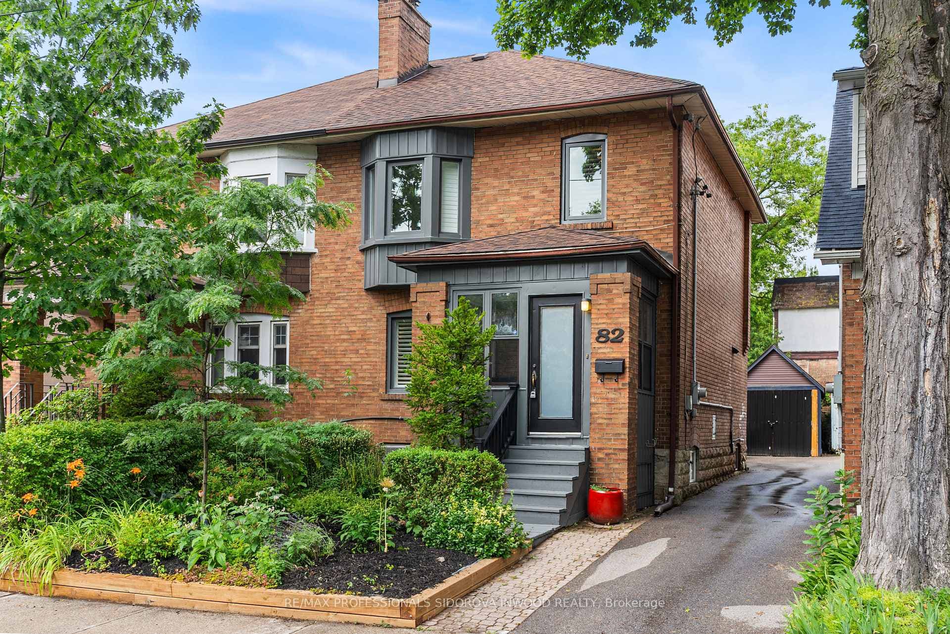82 Durie Street photo 1