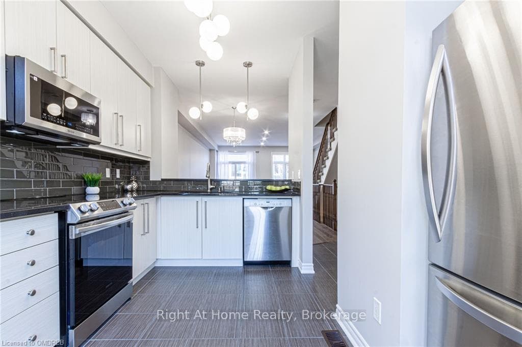 Modern kitchen
