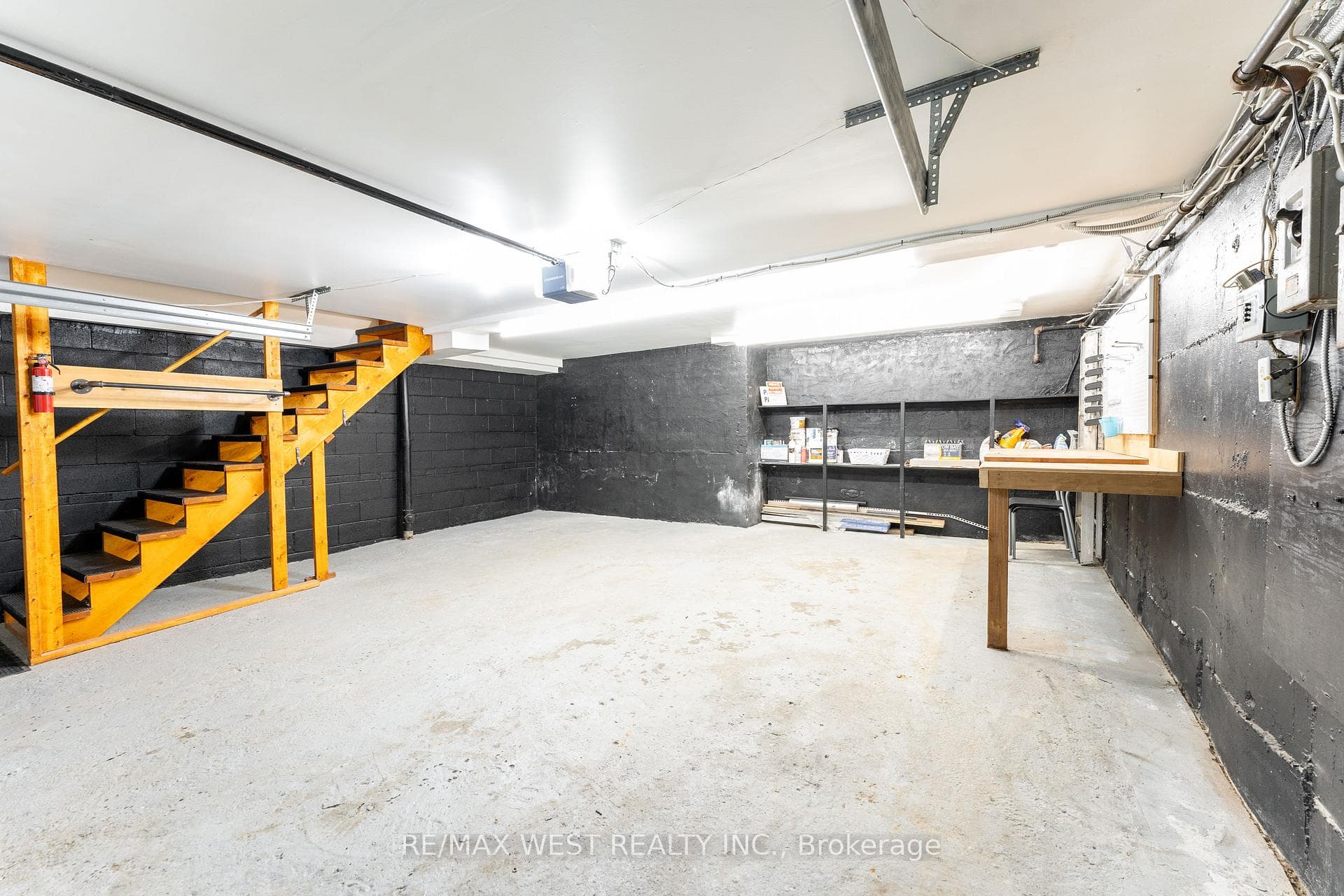 1024 Davenport Road photo 40