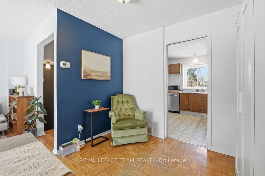 461 Moodie Drive Unit B photo 12
