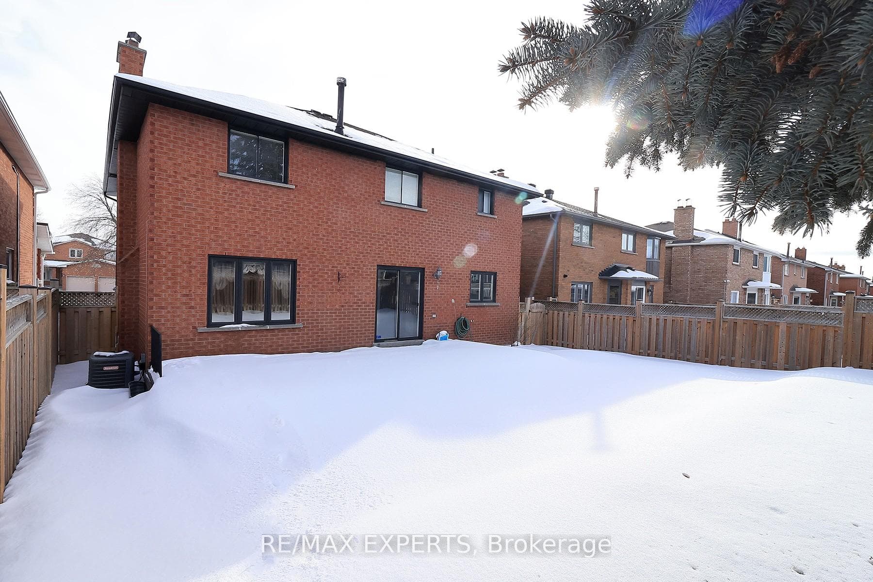 100 Nimbus Place photo 39