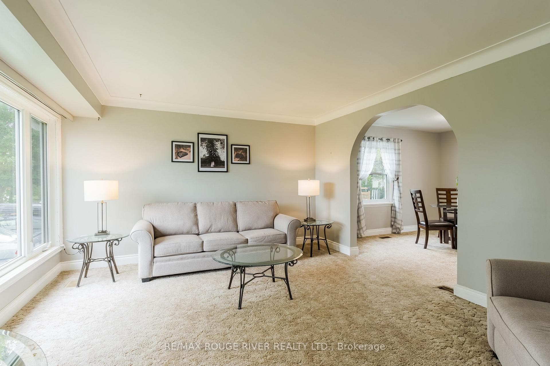 36 Kawartha Drive photo 16