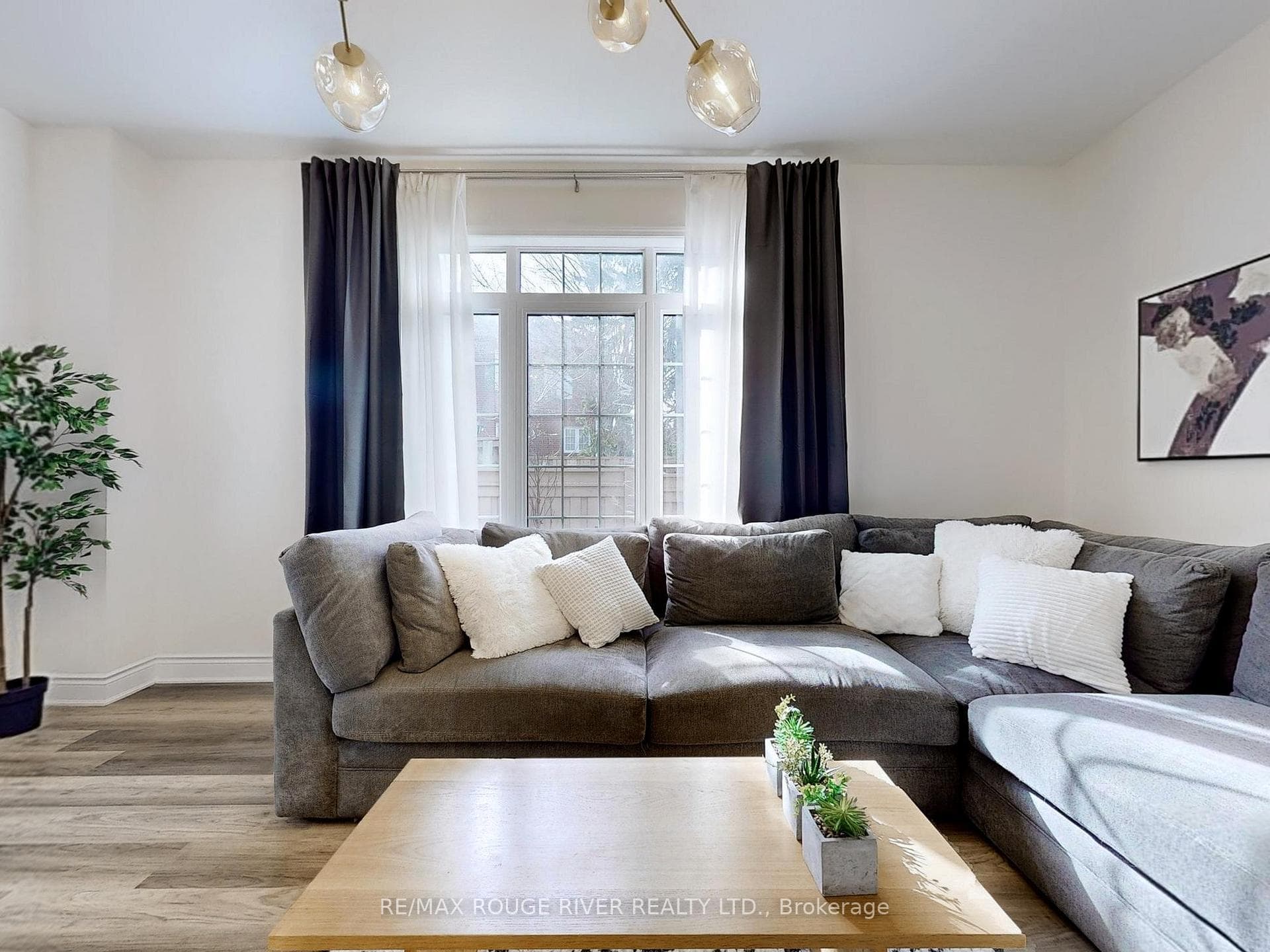 21 Healthcote Lane photo 6