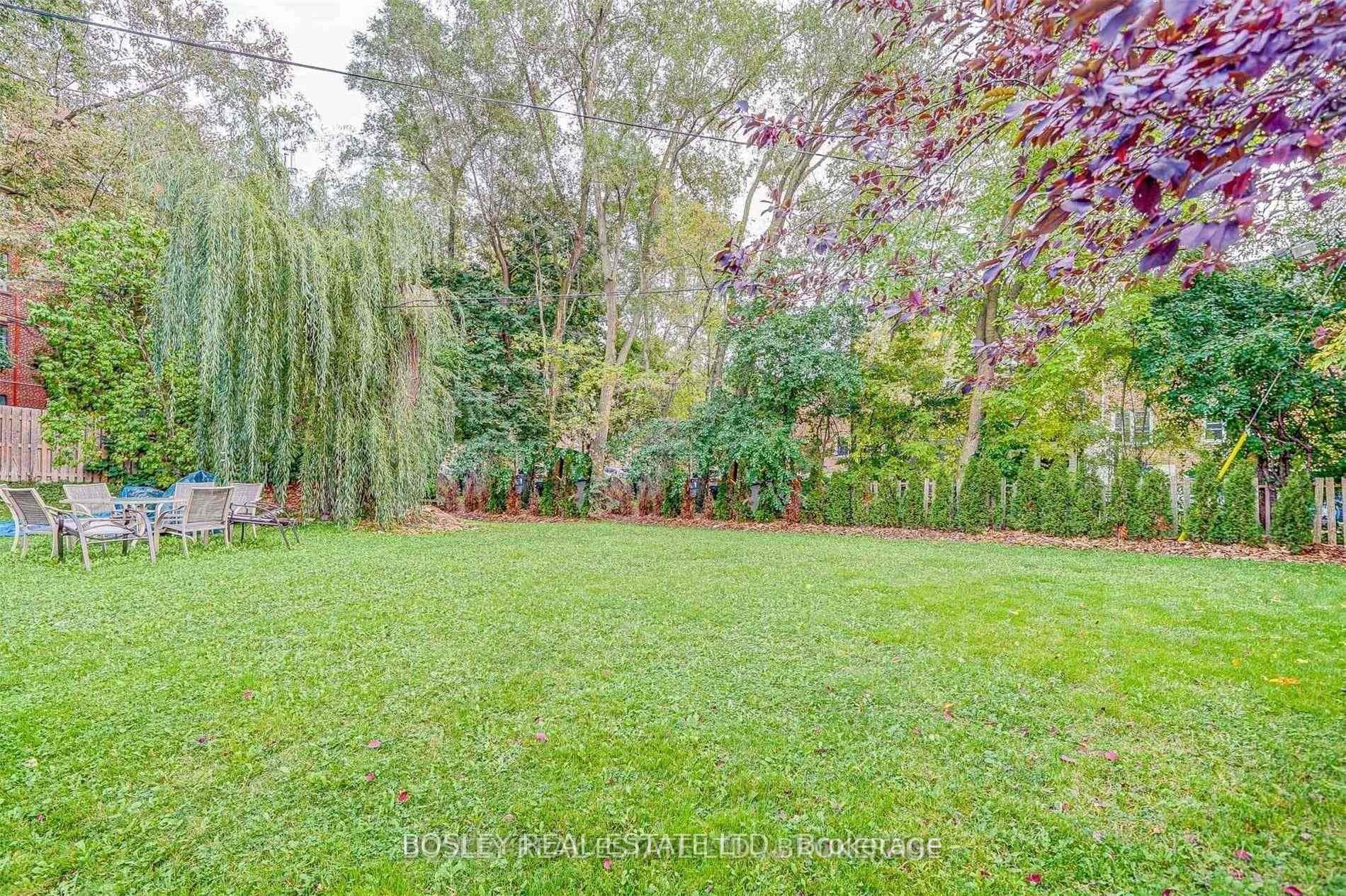 3 Warwick Avenue Unit 4 photo 25