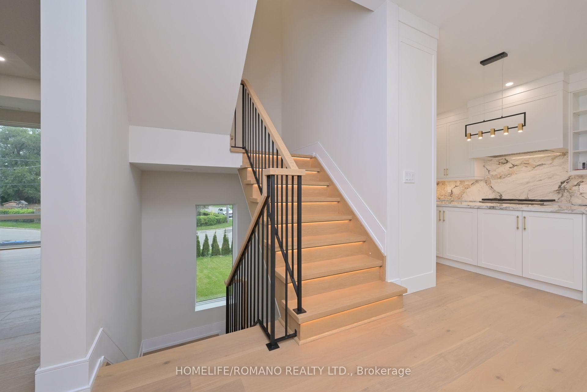 19 King High Avenue photo 18