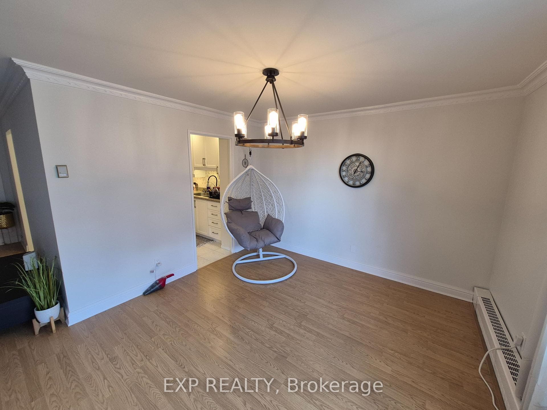 1485 Baseline Road Unit 609 photo 10
