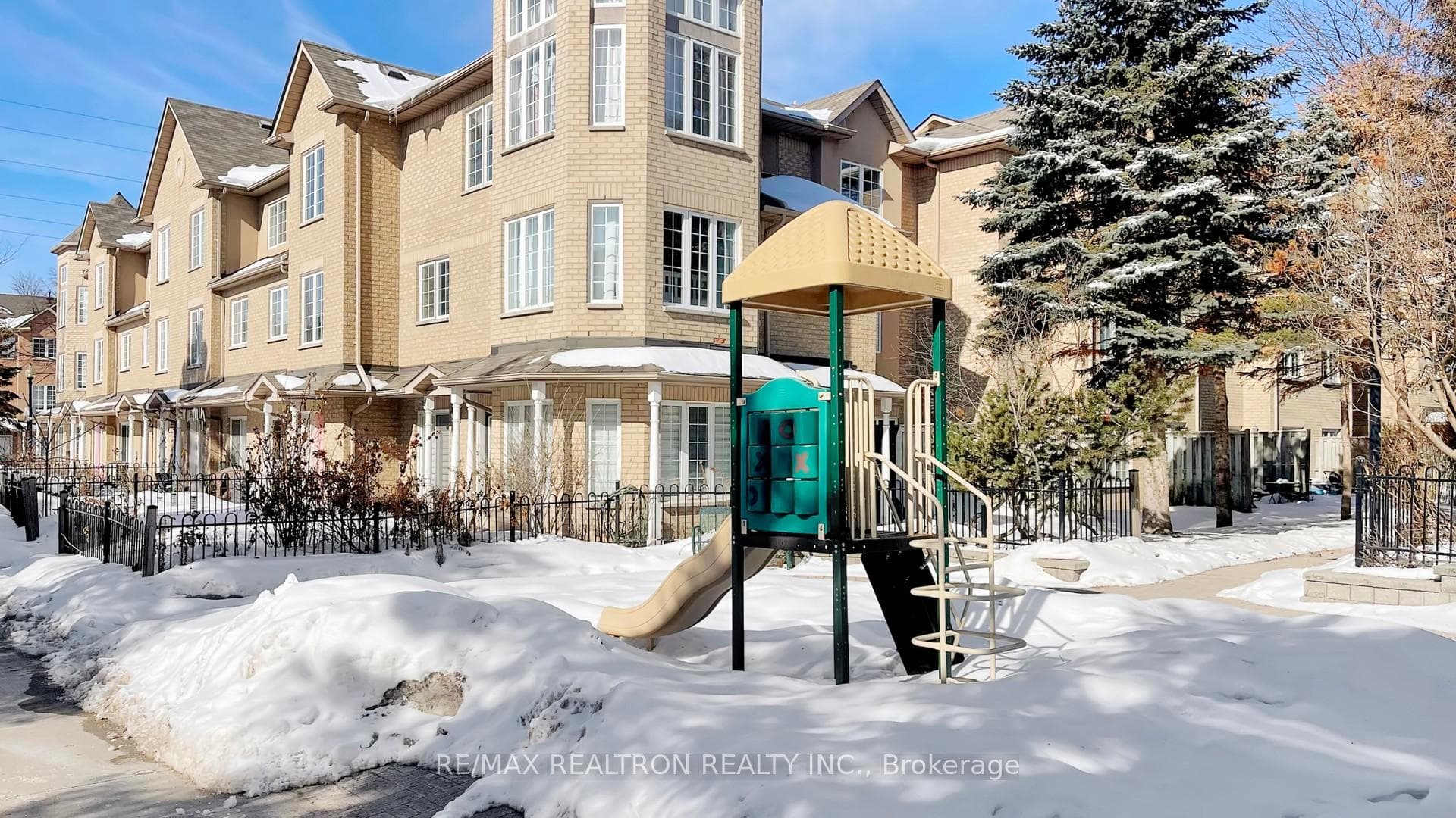 2 Alpen Way Unit 3 photo 38