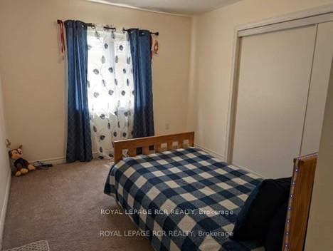 14 Atkinson Crescent photo 16