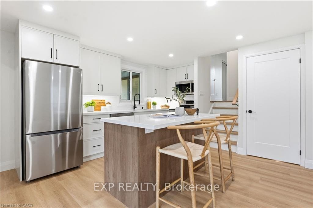 114 Christopher Drive photo 7