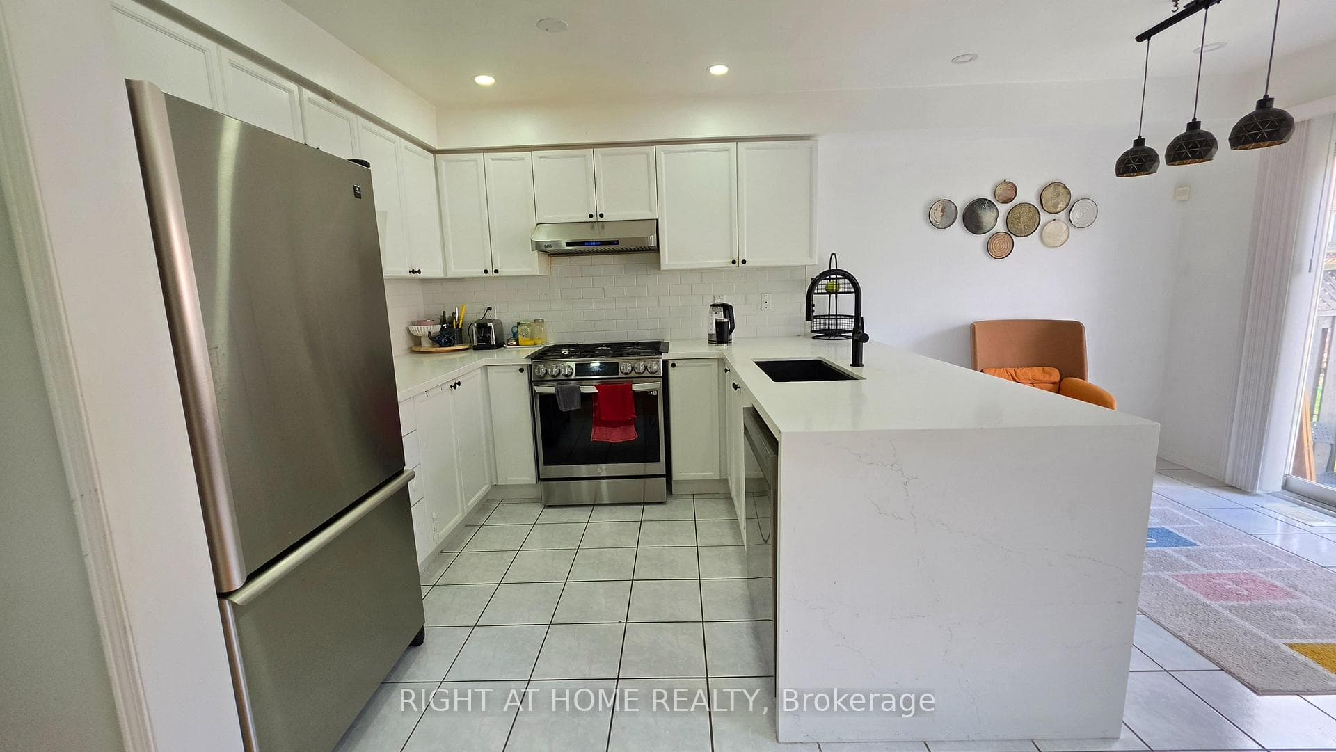 15 Tanglemere Crescent photo 15