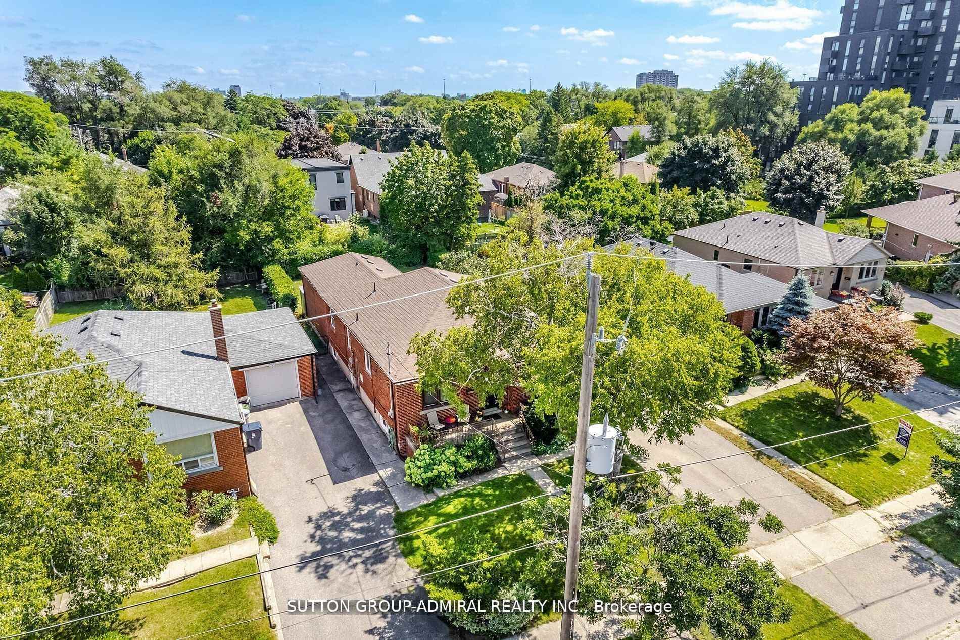 23 Vinci Crescent photo 3