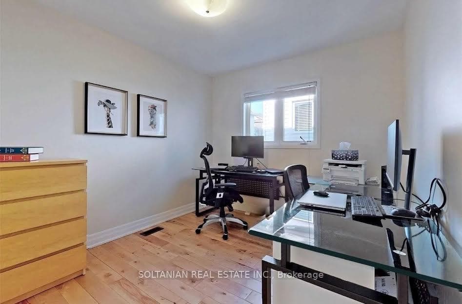 79 Jim Baird Mews photo 10