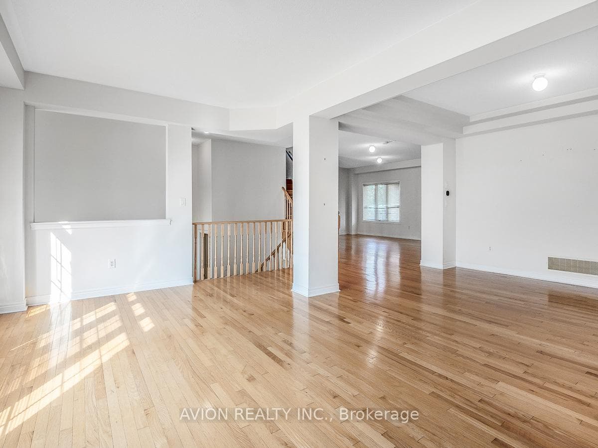 317 Thomas Cook Avenue photo 6