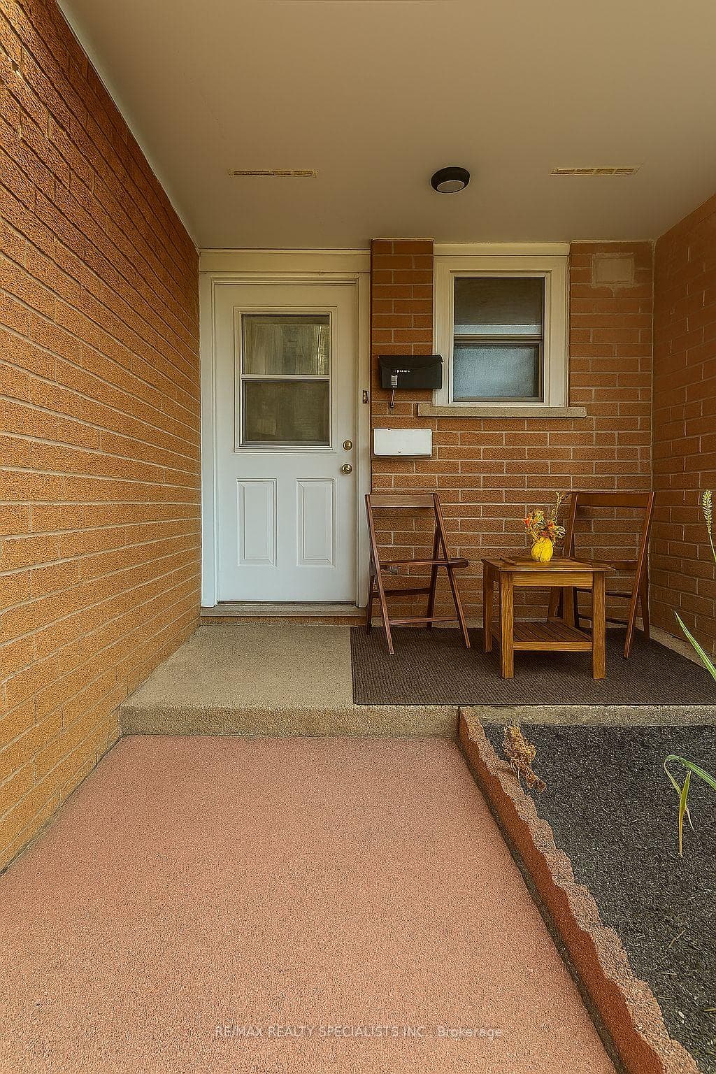 25B Cundles Road photo 2