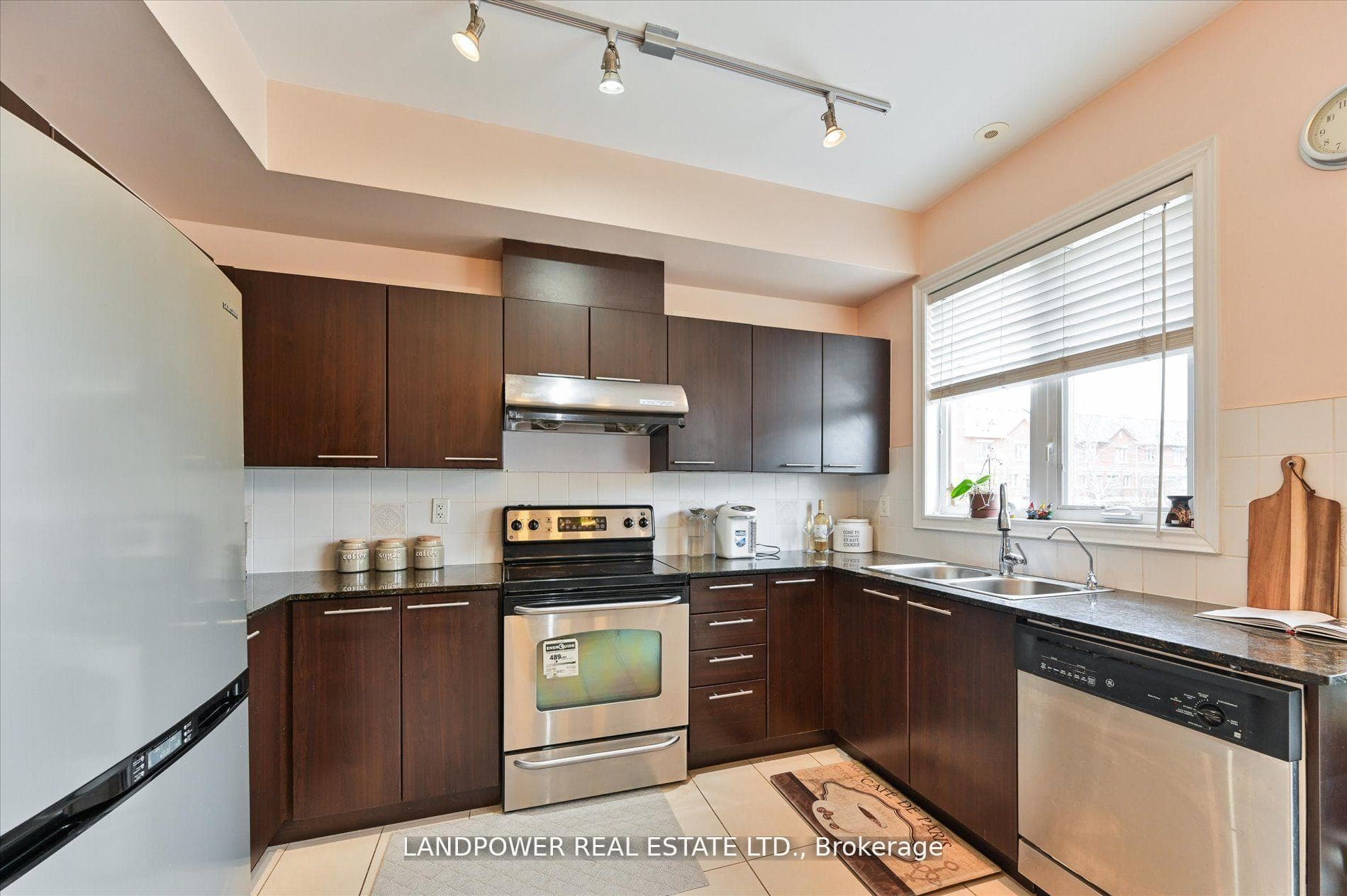7 Saddlecreek Drive photo 12