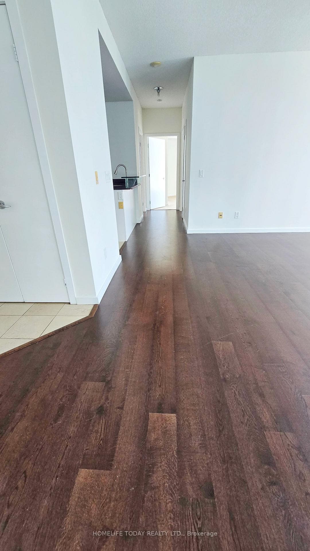 218 Queens Quay Unit 2301 photo 5