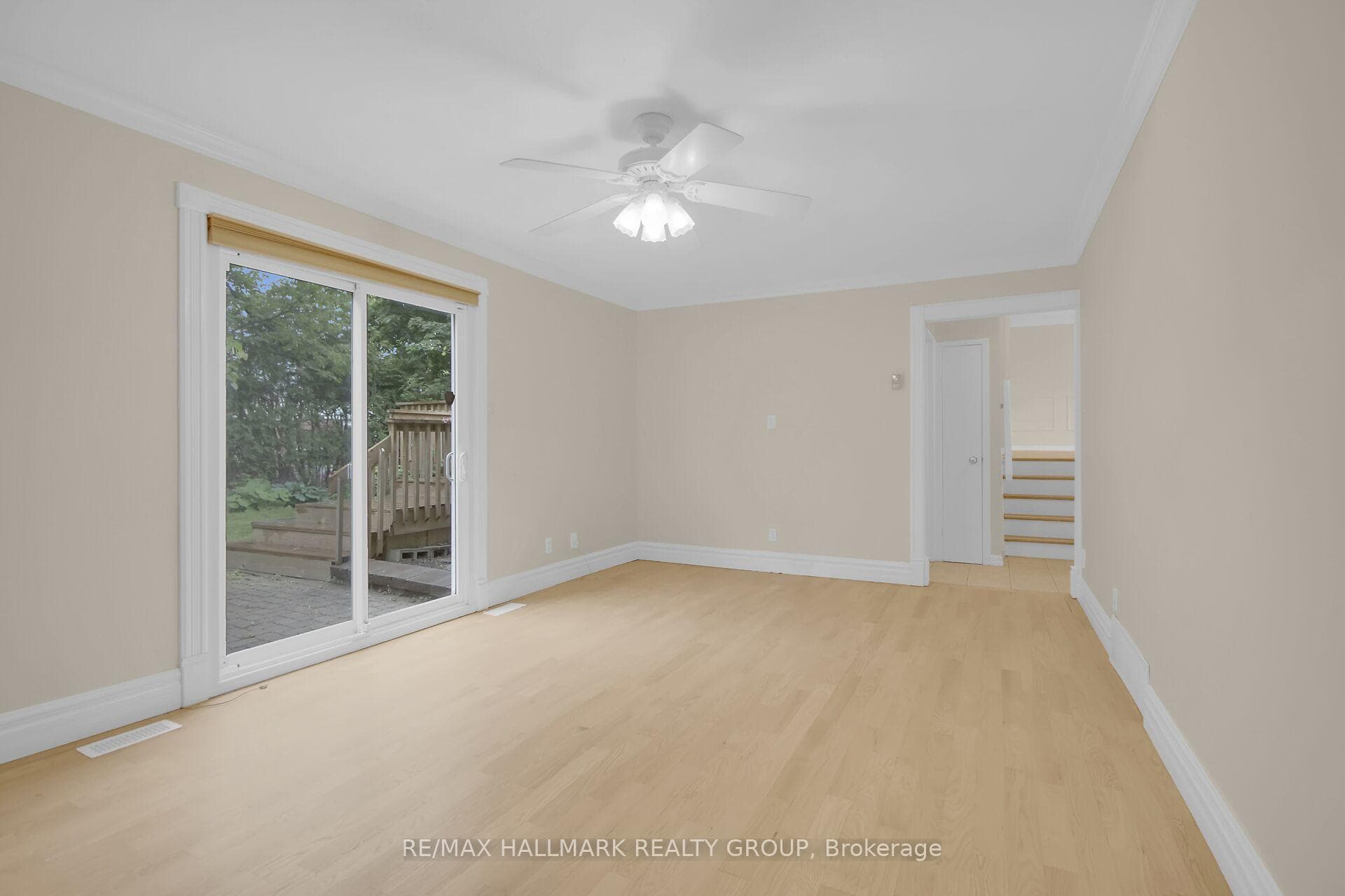 30 Brodeur Crescent photo 19