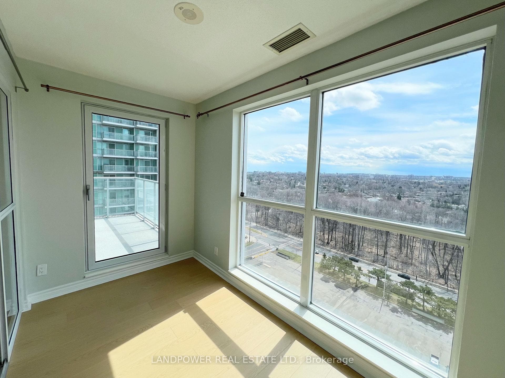 60 Town Centre Court Unit 1608 photo 8