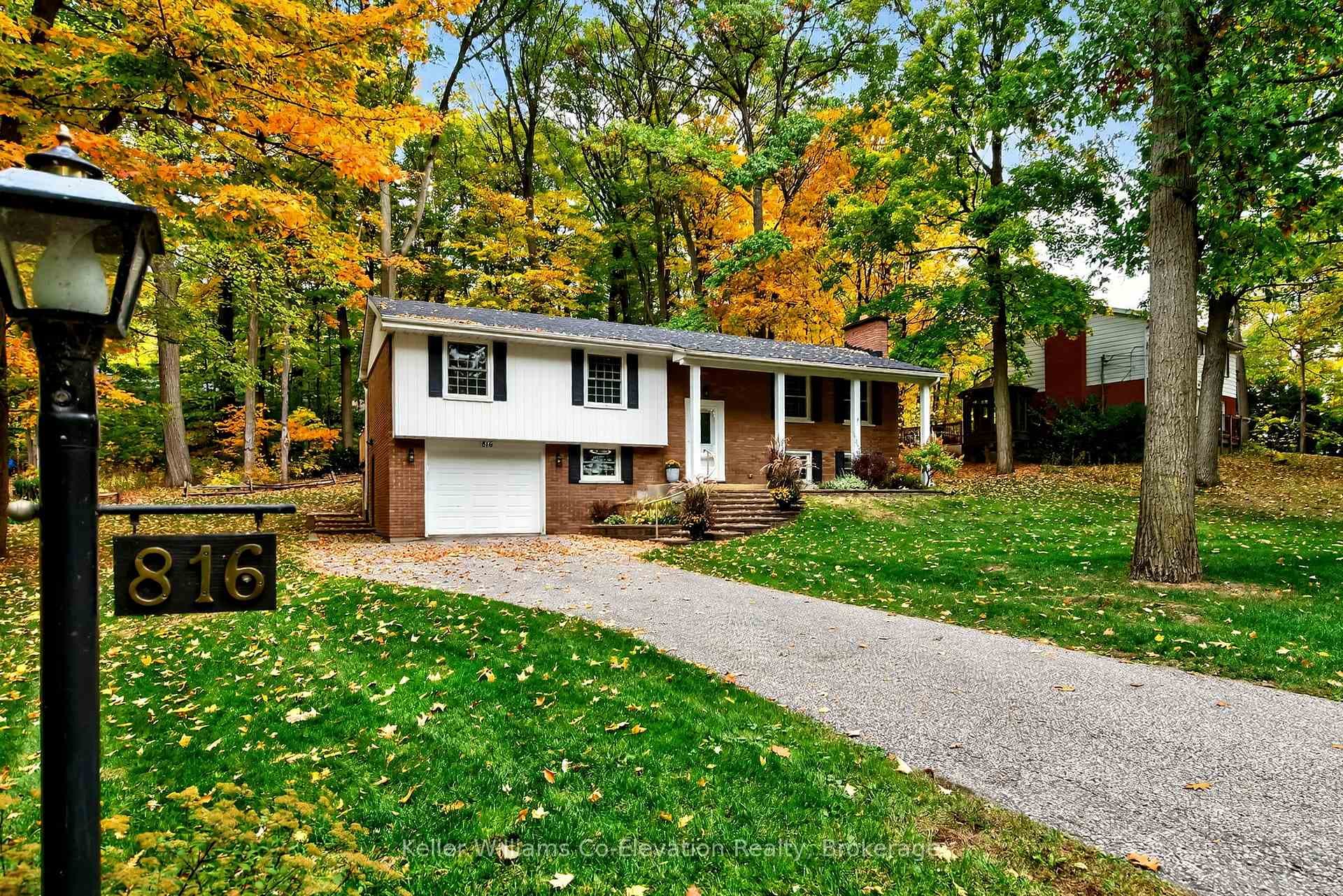 816 Portage Park Lane photo 2