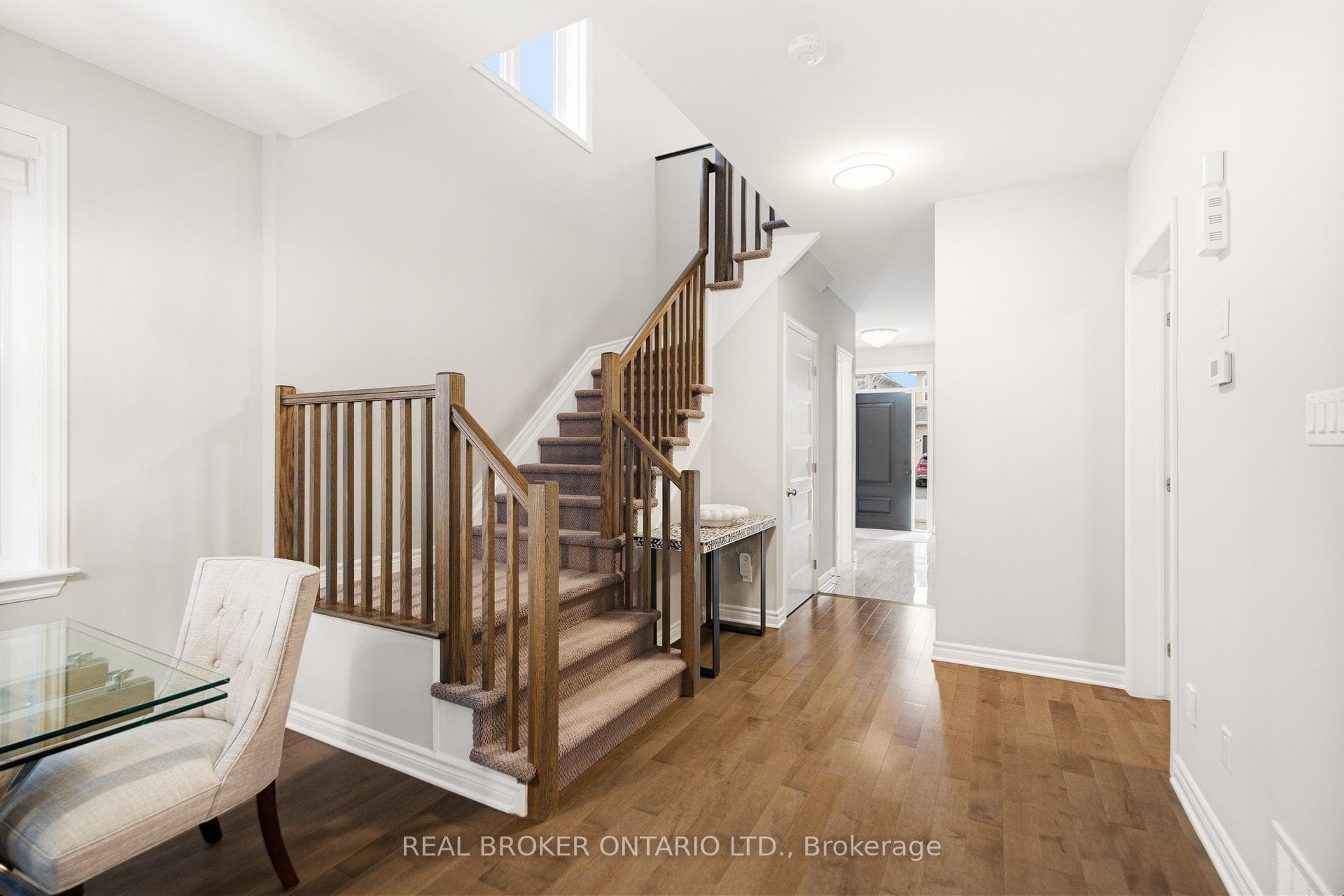 204 Trollius Way photo 19