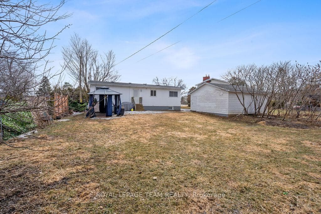 330 Shipman Drive photo 35