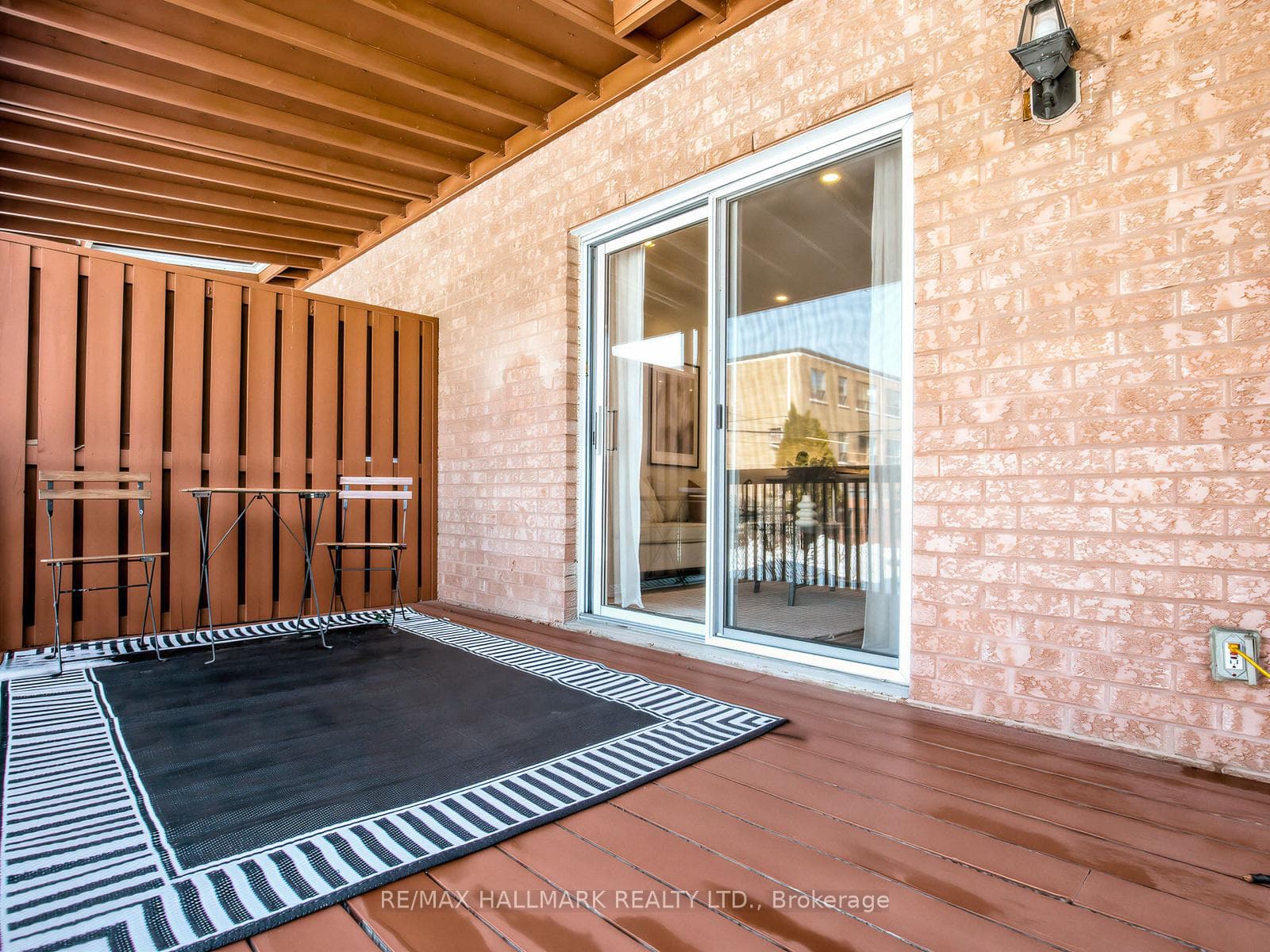 150 Gowan Avenue photo 34